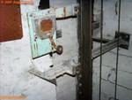 Этажный переключатель лифта с распашными дверями и нижним машинным (кликните для увеличения)